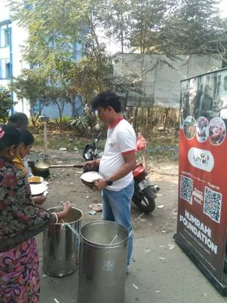 A cycle-rickshaw, a new start